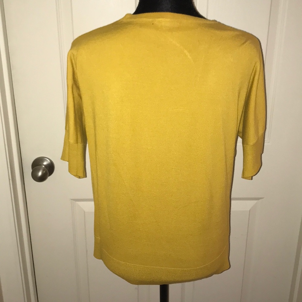 Ladies Sweater - Picture 3 of 4